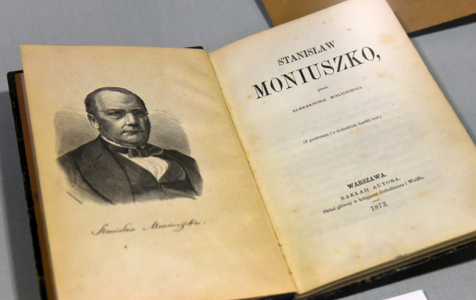 Walicki Aleksander. Pierwsza biografia Stanislawa Moniuszki, 1873 © M.Lasyk/Reporter