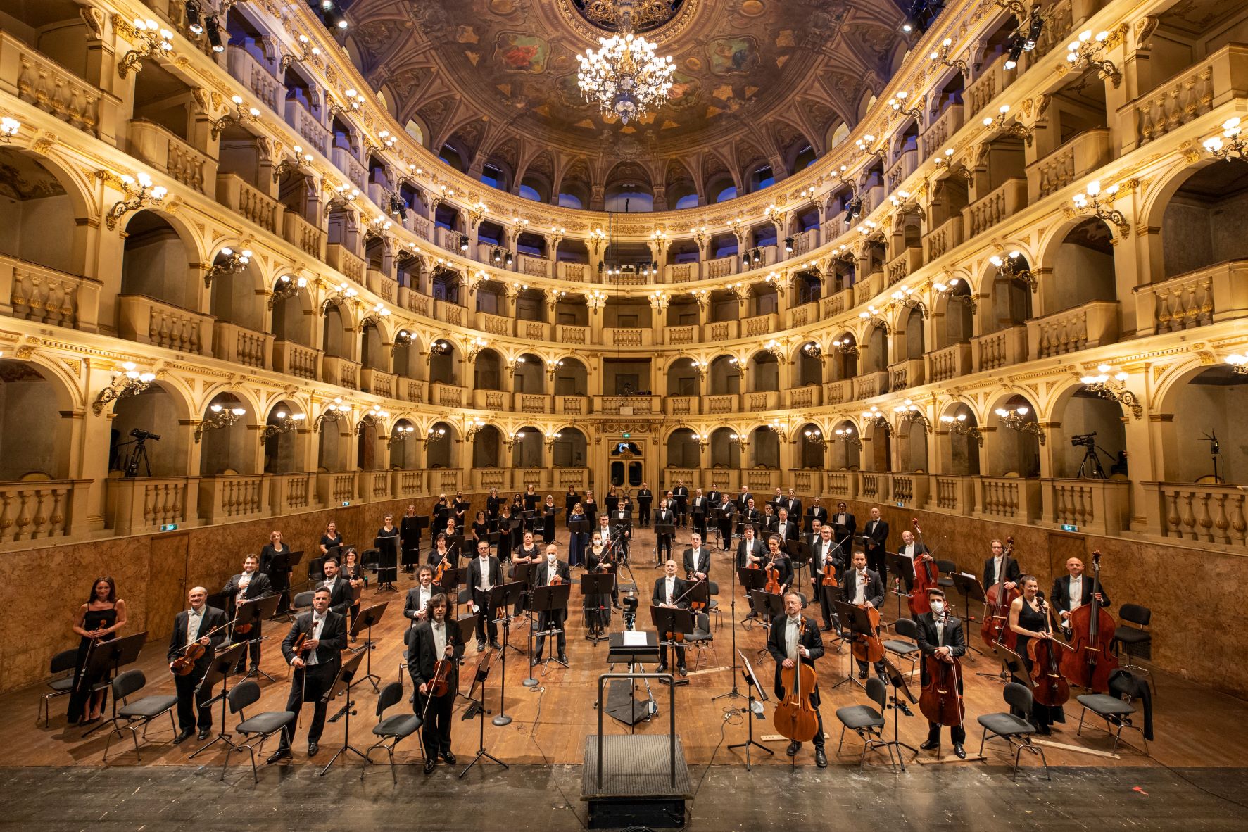 Orkiestra i chór Teatro Comunale di Bologna @ Andrea Ranzi (Casaluci-Ranzi)
