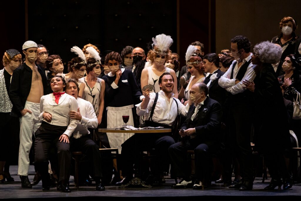 Andrzej Filończyk jako Lescaut w „Manon” Masseneta © Emilie Brouchon | Opera de Paris