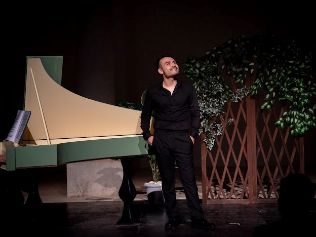 Gustavo Argandoña podczas koncertu „Voce di Cristallo