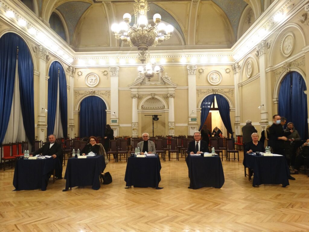Jury podczas obrad VIII edycji w 2021 roku w Krynicy - Zdroju © archiwum organizatora Konkursu
