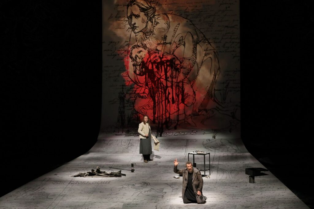 Dmitry Golovnin (Grigorij) i Ain Anger (Pimen) © Brescia e Amisano, Teatro alla Scala