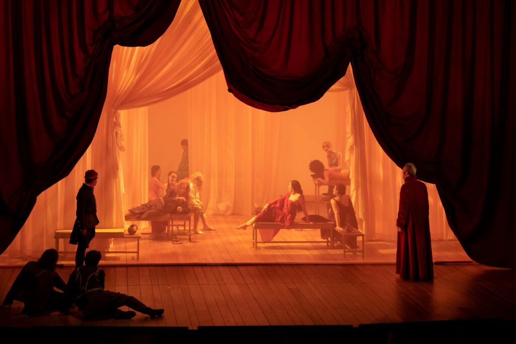 „La finta pazza” w Pałacu w Wersalu © Gilles Abegg, Opéra de Dijon