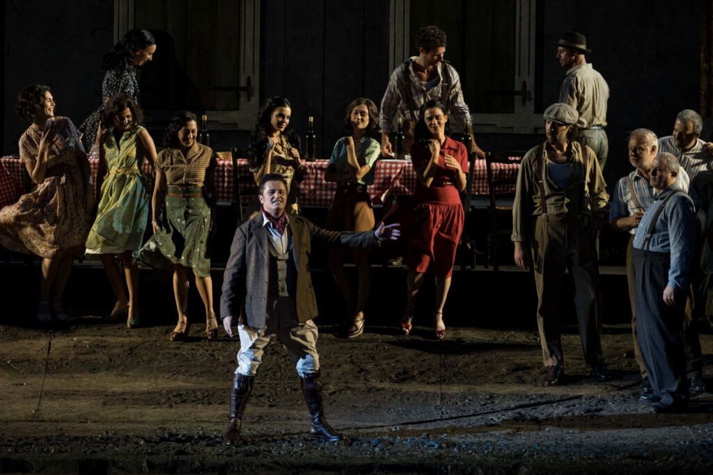 Piotr Beczała jako Książę Mantui w „Rigoletcie” na festiwalu Arena di Verona 2023 © EnneviFoto