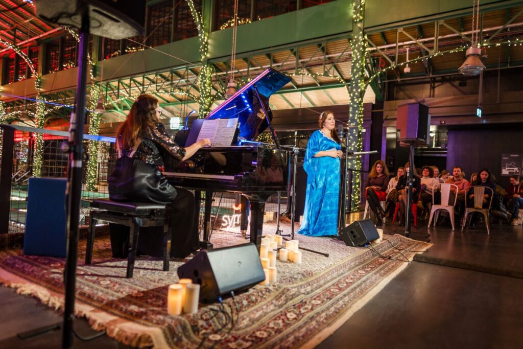 Natalya Gaponenko i Danae Eleni podczas „Koncertu Świątecznego” w Hali Koszyki © Aleksander Jura | Hala Koszyki