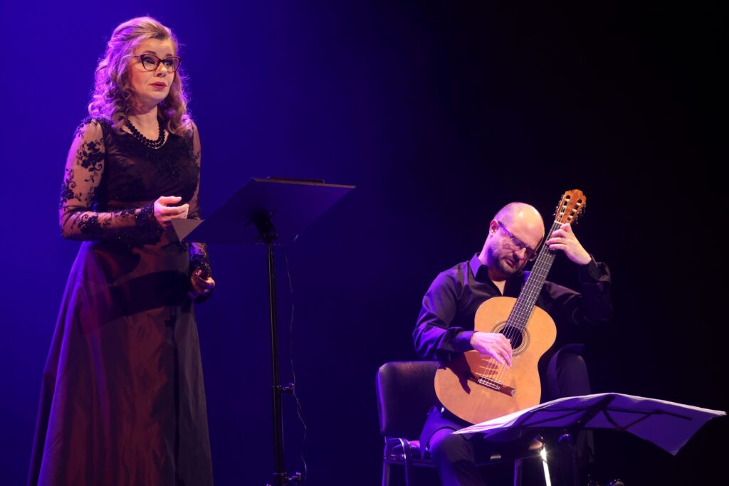 Agnieszka Rehlis i Krzysztof Meisinger w koncercie „Kolędy do nieba" © Andrzej Głuc