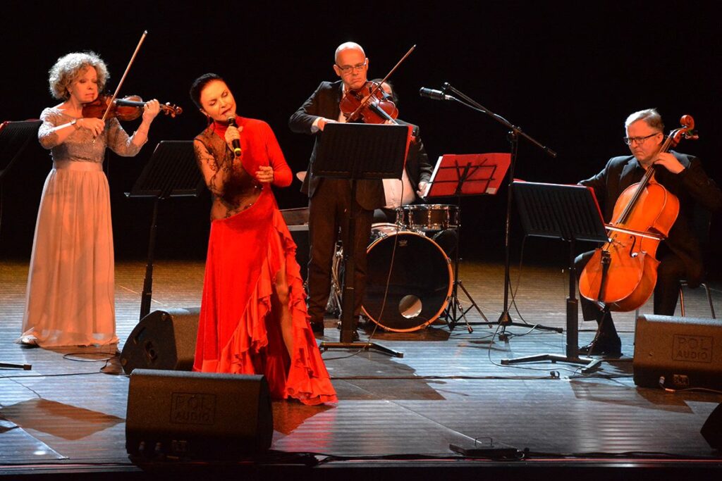 Koncert Grażyny Brodzińskiej „Kobieta w muzyce” w Tarnogórskim Centrum Kultury © TCK