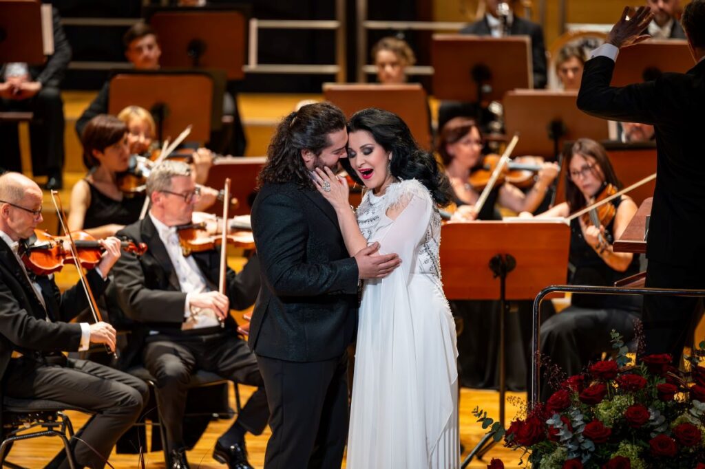 Teodor Ilincăi i Angela Gheorghiu w Rzeszowie © archiwum Filharmonii Podkarpackiej 