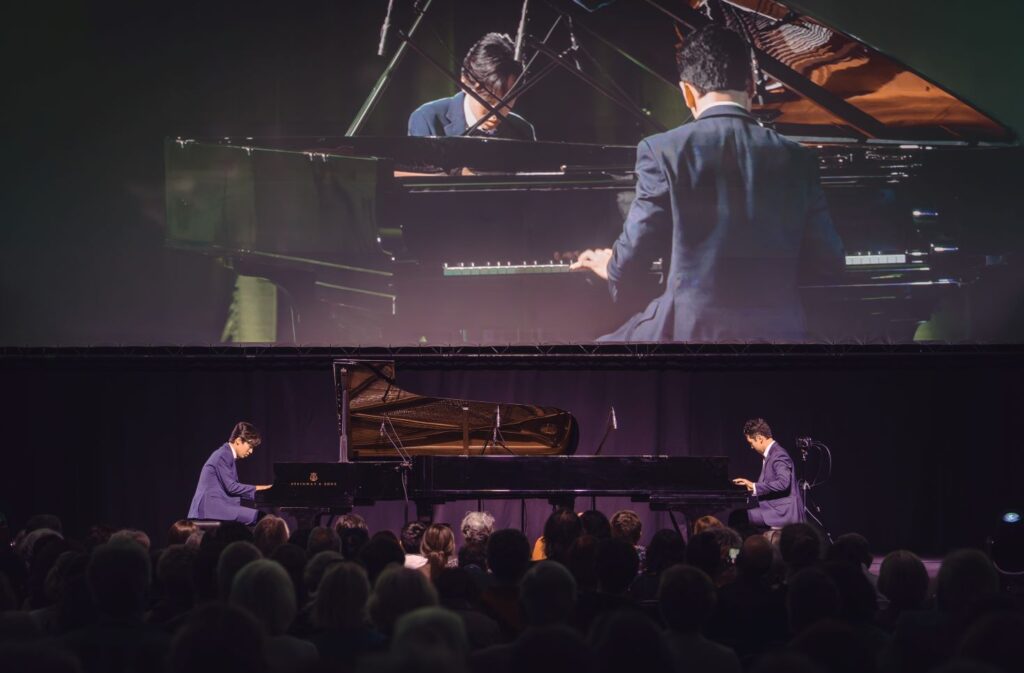 Hyuk Lee i Hyo Lee na 24. „Ogrodach Muzycznych” © Piotr Łabanow