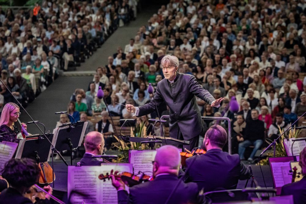 Paweł Przytocki podczas koncertu „Odgłosy Gór”. Inauguracja 14. NDI Sopot Classic © Krzysztof Mystkowski