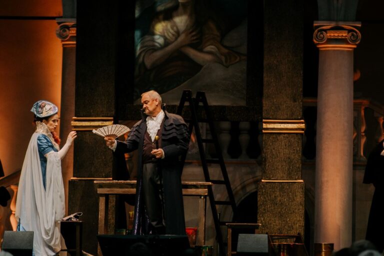 Floria Tosca i nierówna walka ze złem. „Tosca” na 25. Letnim Festiwalu Opery Krakowskiej