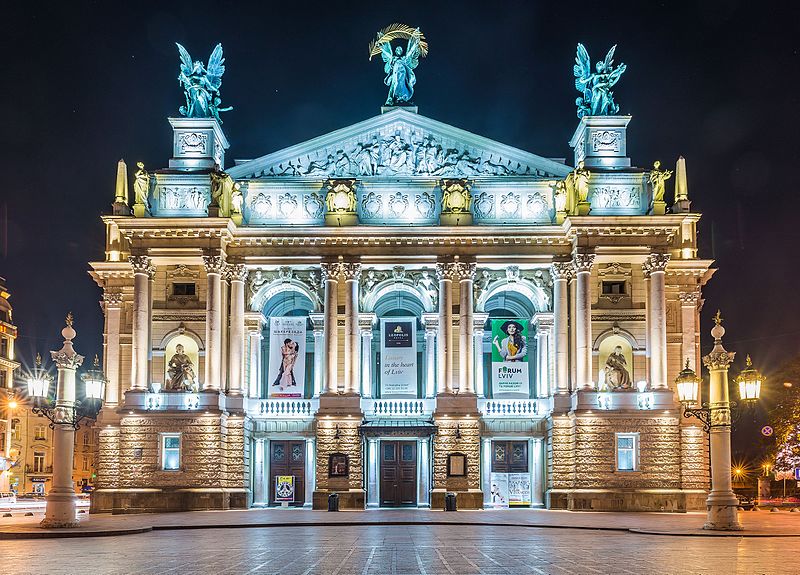 Lwowska Opera Narodowa © Konstantin Brizhnichenko, Wikimedia Commons, CC BY-SA 4.0