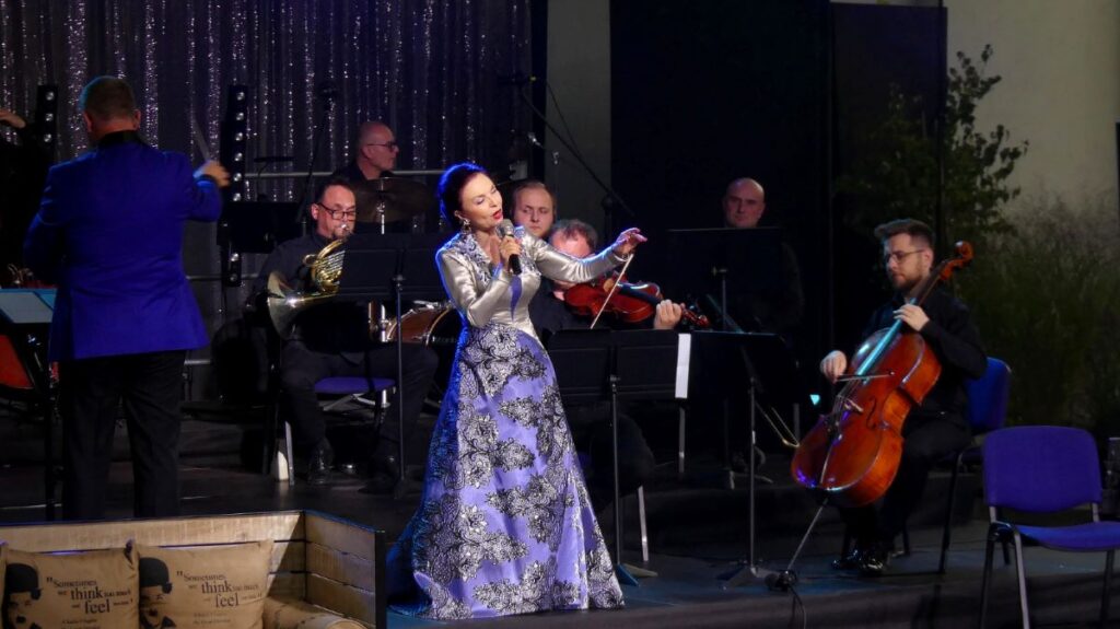 Grażyna Brodzińska podczas Gali Finałowej 6. Festiwalu im. Bogusława Kaczyńskiego © Jacek Krajewski