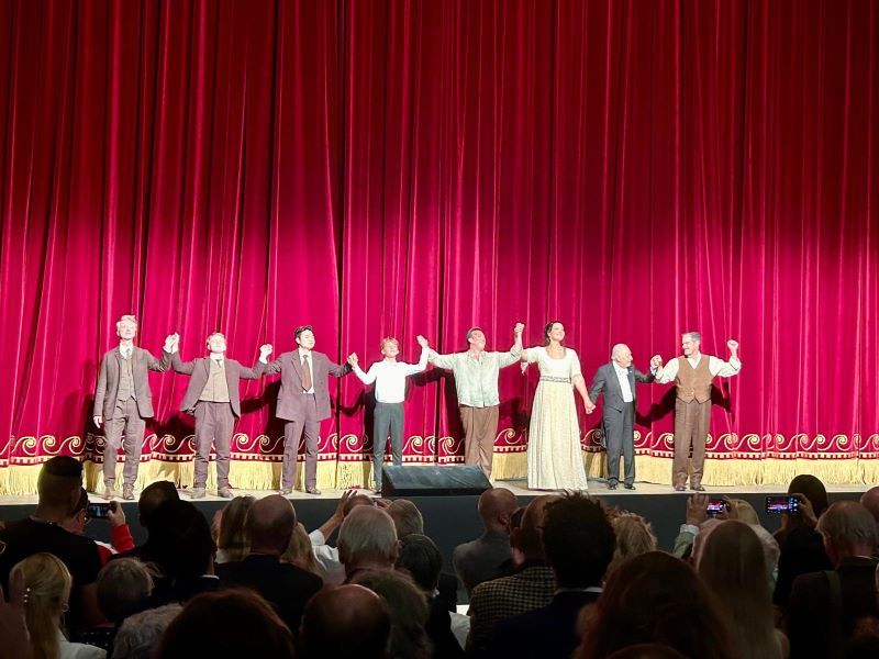 Owacje dla artystów po „Tosce” w berlińskiej Staatsoper © Tomasz Gajewski 