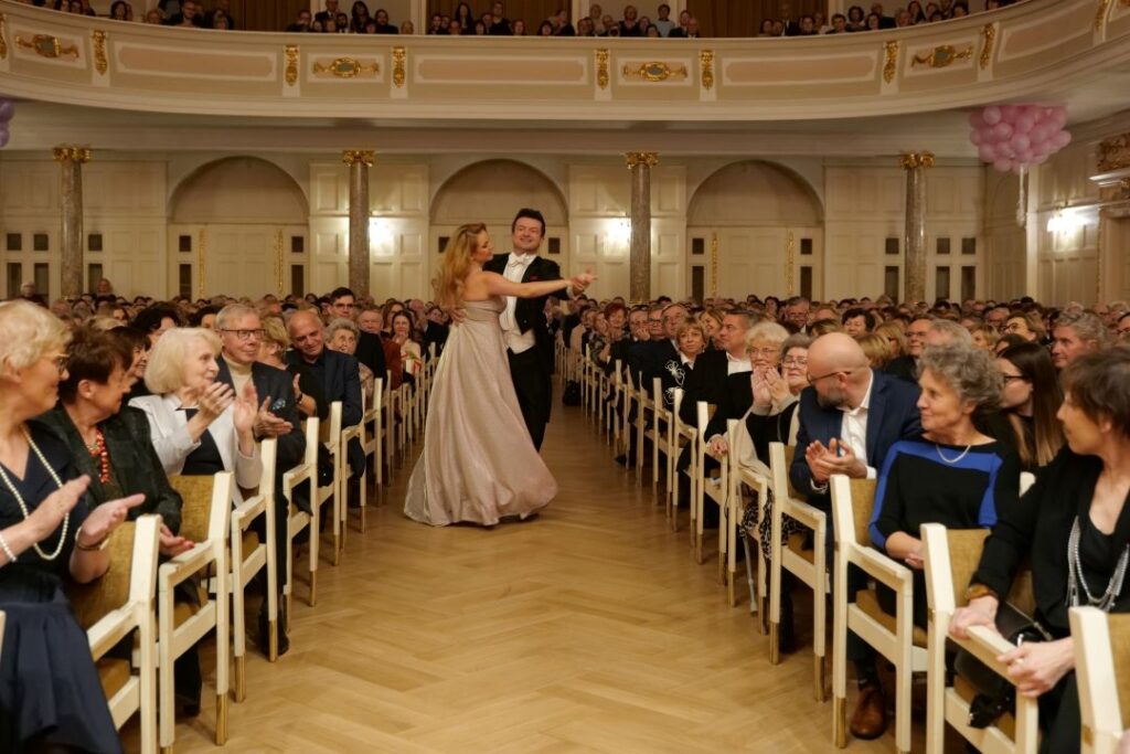 Natalia Rubiś i Krystian Adam Krzeszowiak © Antoni Hoffmann/Filharmonia Poznańska