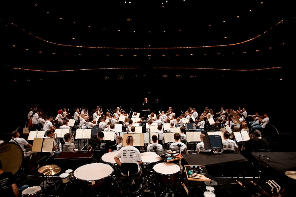 Ukrainian Freedom Orchestra w Teatrze Wielkim – Operze Narodowej w Warszawie © Karpati&Zarewicz