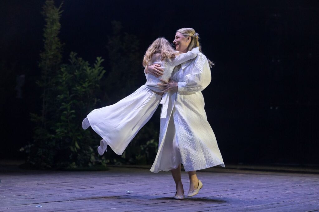 Jennifer Holloway (Salome) © Krzysztof Mystkowski