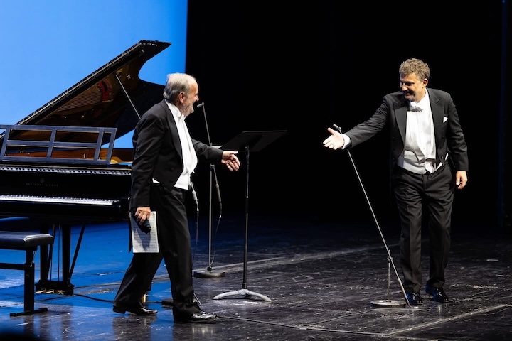 Jonas Kaufmann i Helmut Deutsch © Geoffroy Schied