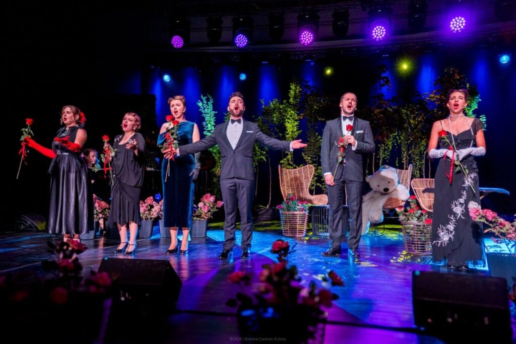 Po koncercie „Miłość ci wszystko wybaczy” w ramach 7. Festiwalu im. Bogusława Kaczyńskiego w Białej Podlaskiej. Zdjęcia zbiorowe © Miasto Biała Podlaska