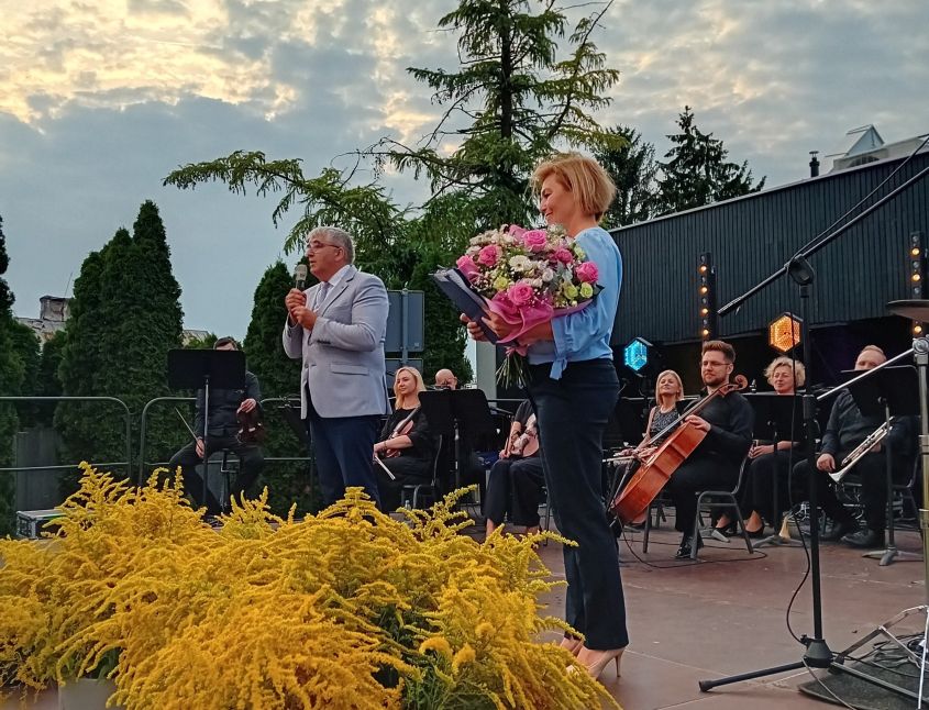 Grzegorz Arasymowicz, Wójt Gminy Sarnaki i Magdalena Rudnik, Dyrektor Gminnego Środka Kultury w Sarnakach © archiwum GOK Sarnaki 