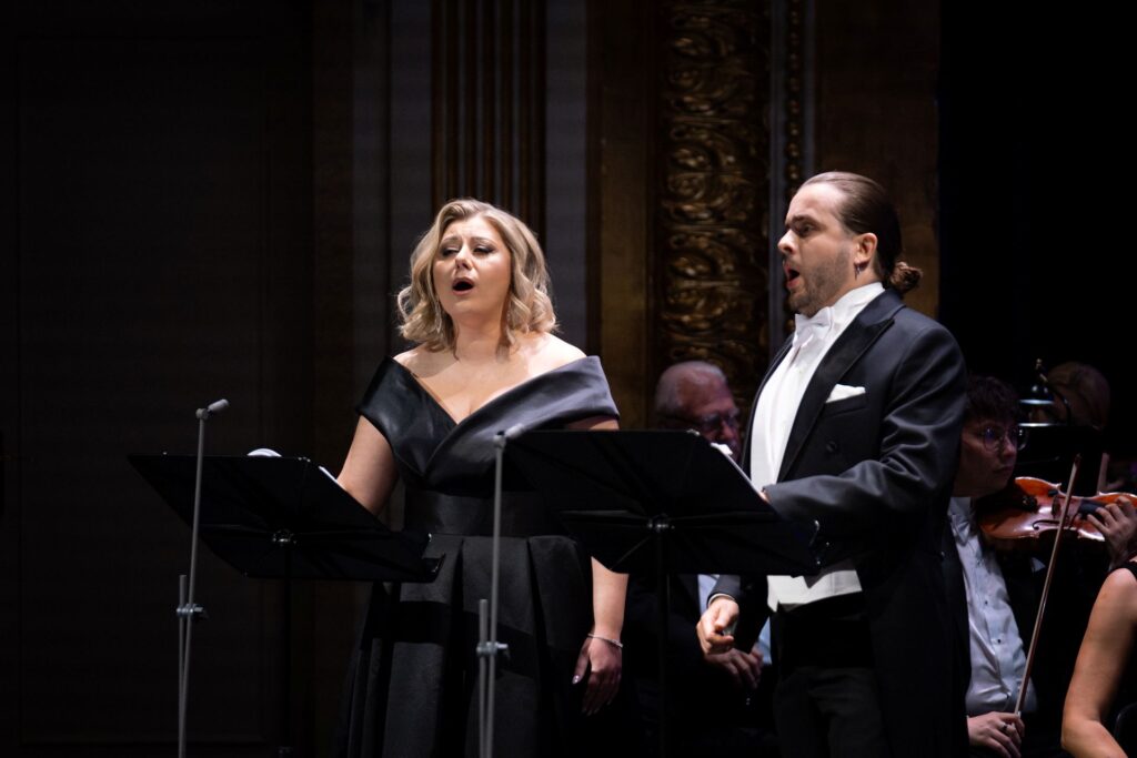 Joanna Zawartko (Lena) i Piotr Buszewski (Kosta) © Bartosz Seifert (archiwum Teatru Wielkiego w Poznaniu)