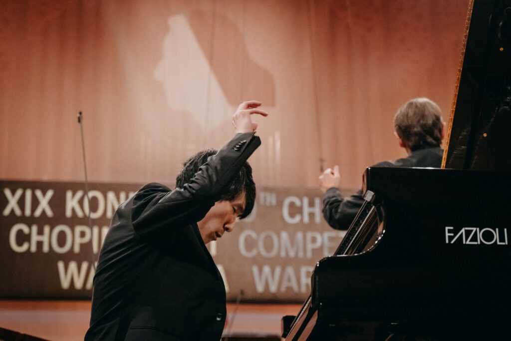 Eric Lu podczas finału XIX Konkursu Chopinowskiego © Wojciech Grzędziński / NIFC