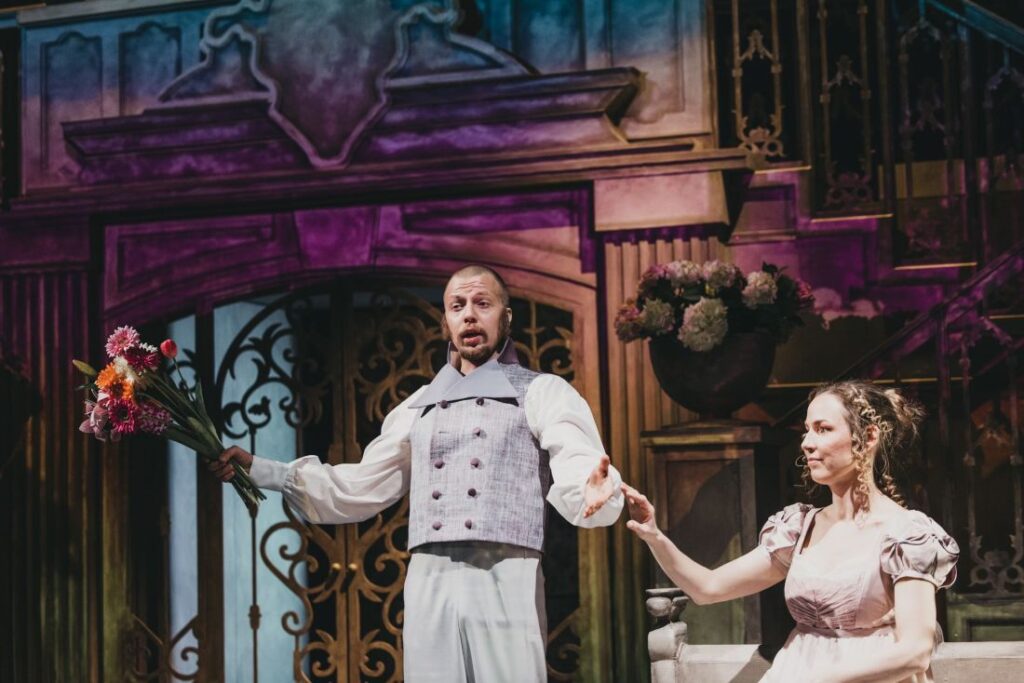 Paweł Michalczuk (Gaudenzio) i Maria Olender (Sofia) © Grzegorz Mart, materiały Polskiej Opery Królewskiej