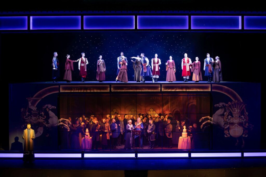 Scena zbiorowa „Halka” w Operze i Filharmonii Podlaskiej © Michał Heller