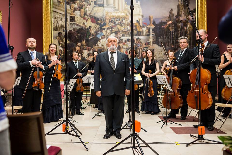 Sinfonietta Cracovia i Krzysztof Penderecki podczas koncertu w Sukiennicach w Krakowie © materiały prasowe