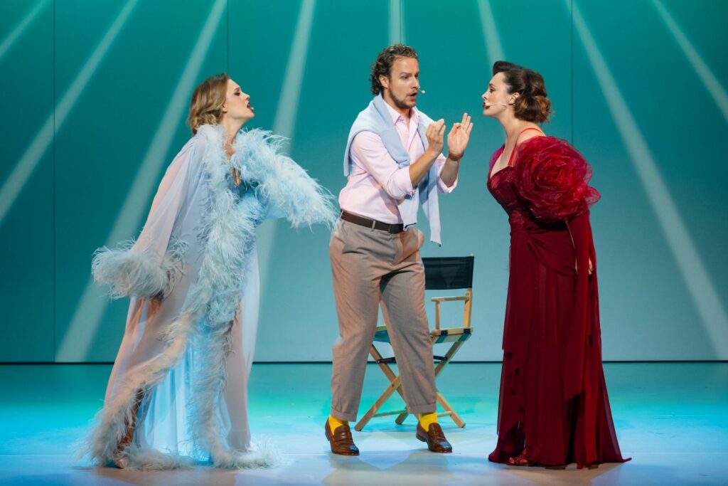 Teresa Marut (Dulcinea Lucini), Łukasz Ratajczak (Signor Rosignuolo) i Adriana Ferfecka (Signora Argentina) © Grzegorz Bargieł