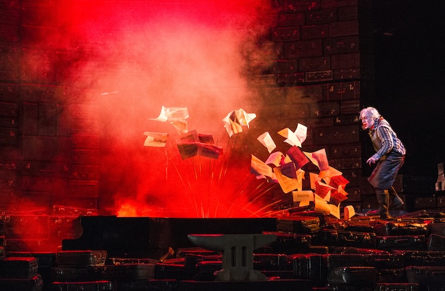 Ya-Chung Huang (Mime) © Bernd Uhlig/ Deutsche Oper Berlin