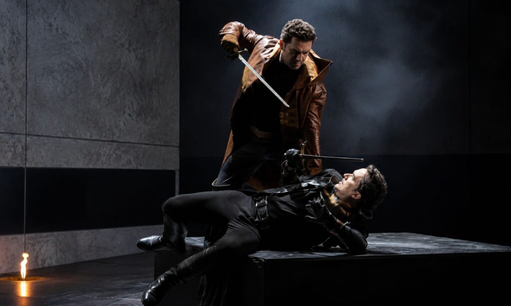 Piotr Beczała (Manrico) i Artur Ruciński (Hrabia Luna) © Javier de Real | Teatro Real