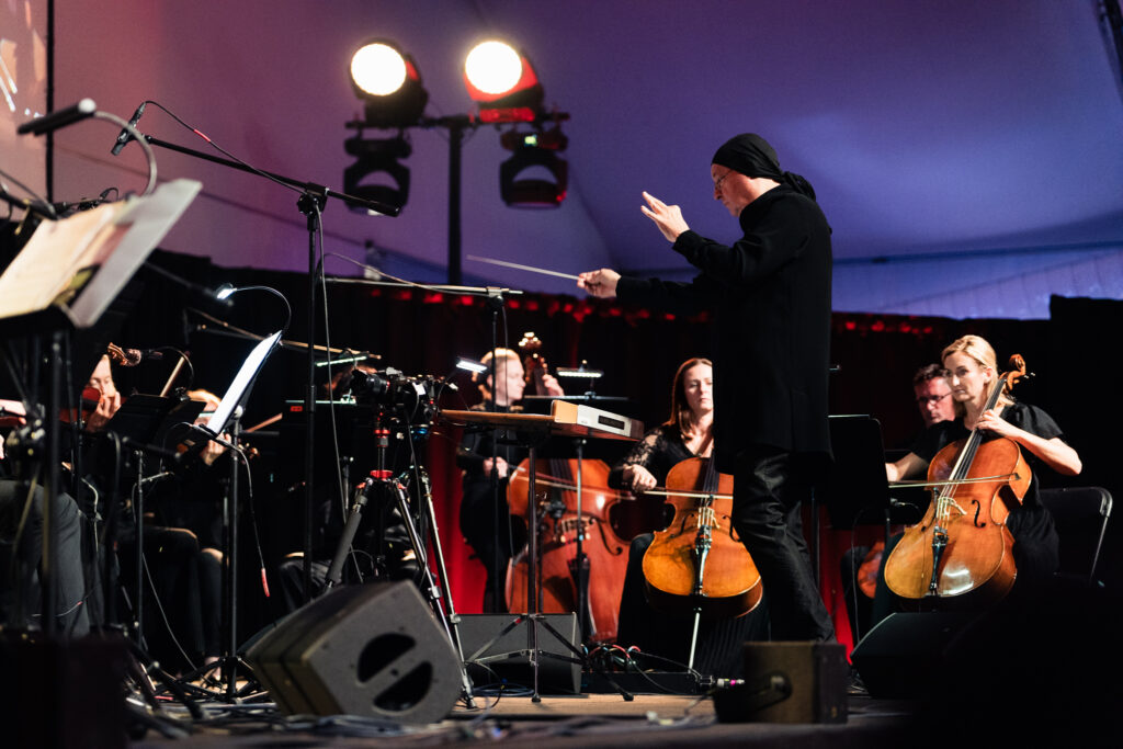 Marek Moś i orkiestra AUKSO na Ogrodach Muzycznych © Qinke Chang