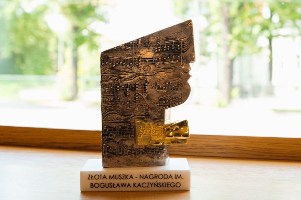 „Złota Muszka”. Nagroda im. Bogusława Kaczyńskiego dla Tomasza Koniecznego © Karpati&Zarewicz