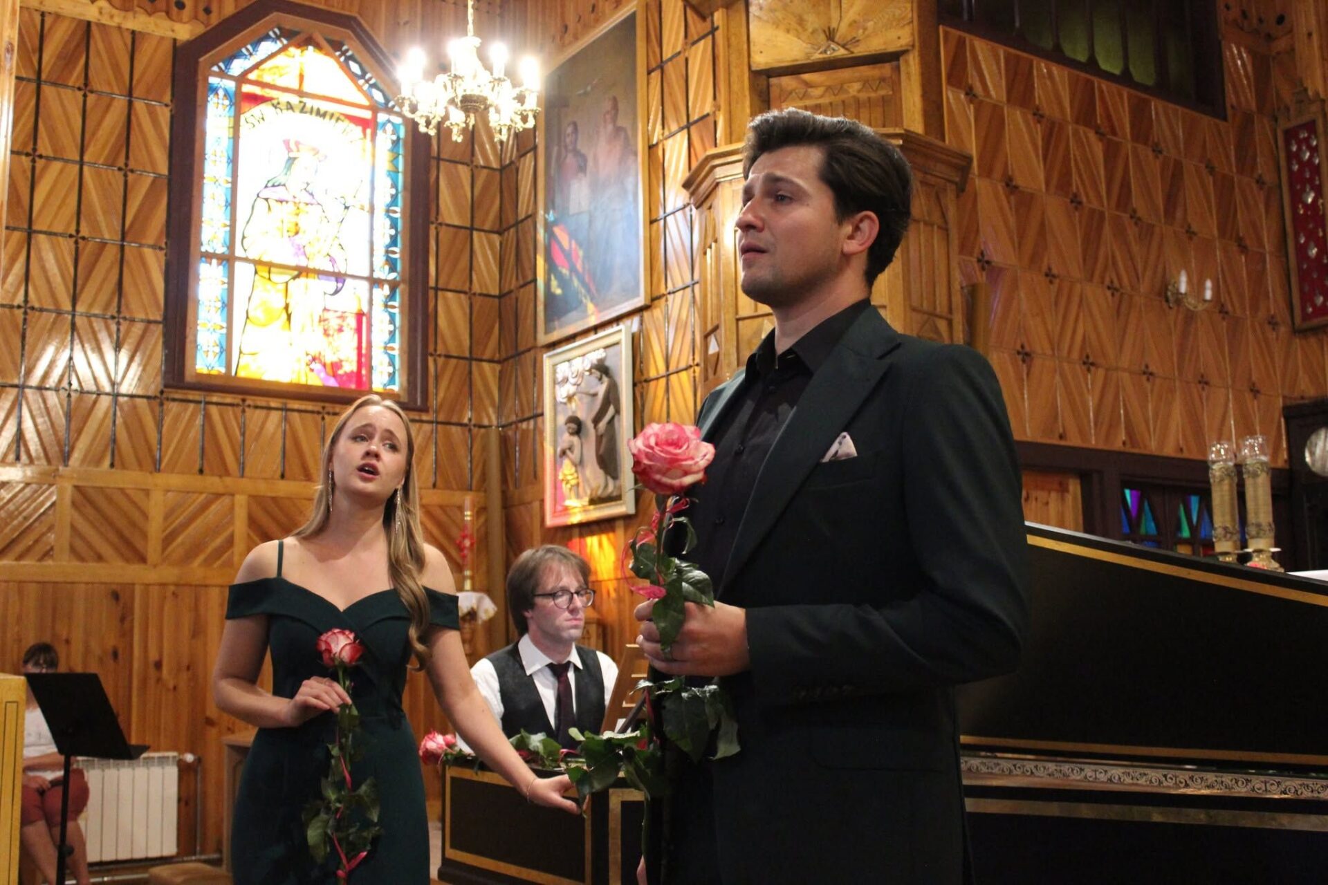 Julia Pliś, Jerzy Wardęski i Jakub Foltak w Serpelicach © GOK Sarnaki