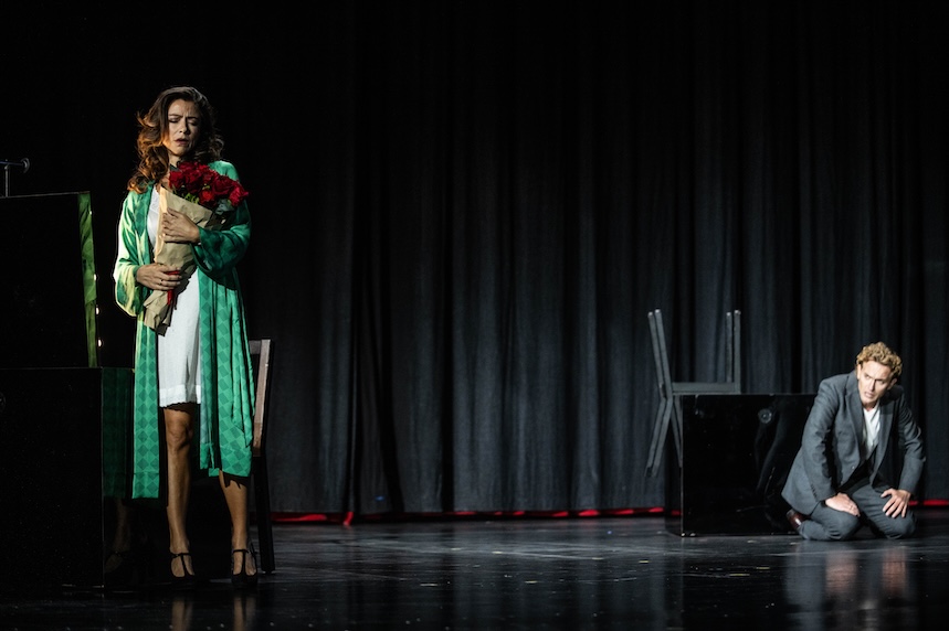 Corinne Winters w roli Neddy i Hubert Zapiór w roli Silvia w „Pajacach” © Bart Grietens/ Dutch National Opera