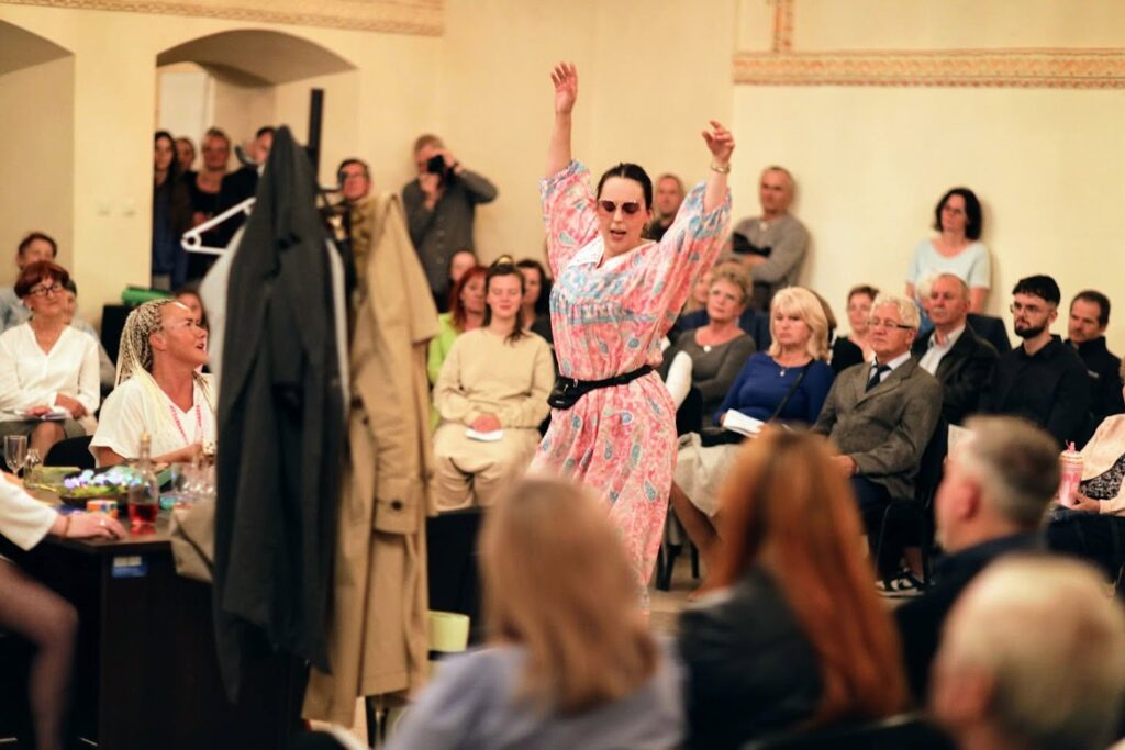 V Wschodni Festiwal Muzyki Barokowej w Zamościu. Opera „Przyjemności Wersalu" M. A. Charpentiera, Karolina Bałdyga w roli La Conversation © Paweł Stefaniuk